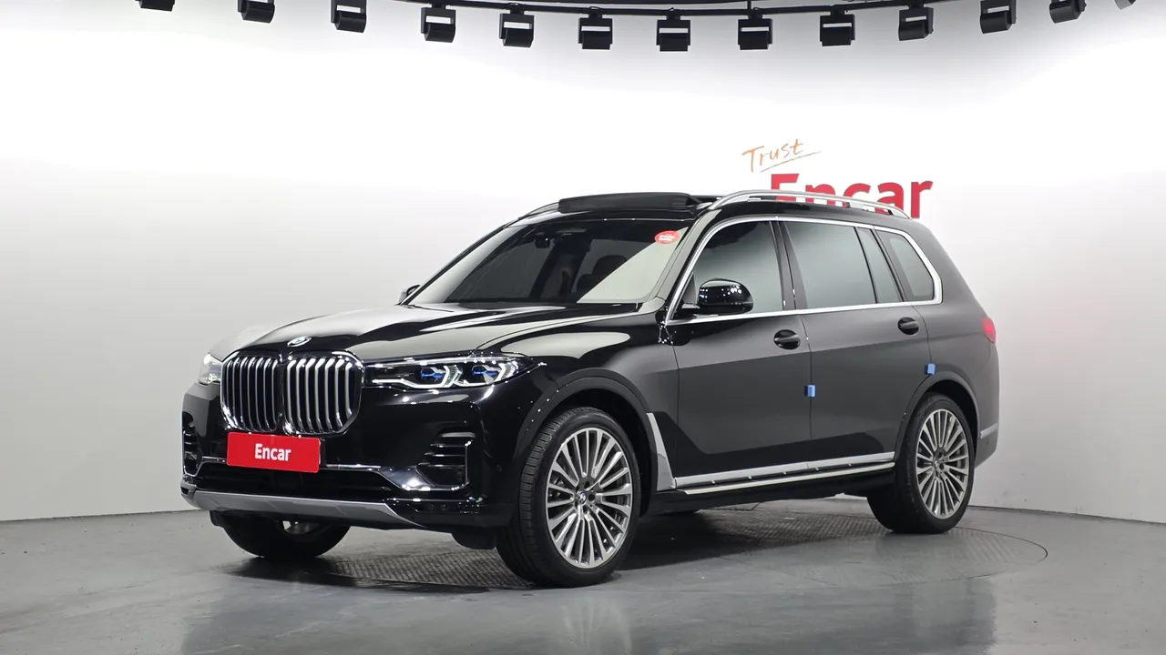 2022 BMW X7 xDrive 40i Design Pure Excellence 7-Seater
