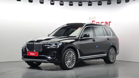 2022 BMW X7 xDrive 40i Design Pure Excellence 7-Seater