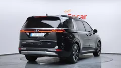 2023 Kia Carnival Diesel 9-Seater Noblesse — фото 2