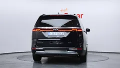 2023 Kia Carnival Diesel 9-Seater Noblesse — фото 4