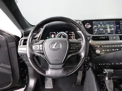2021 Lexus ES Executive, чёрный — фото 9