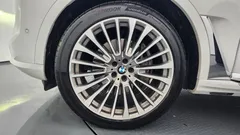 2023 BMW X7 xDrive 40d Design Pure Excellence 6-Seater, белый — фото 5