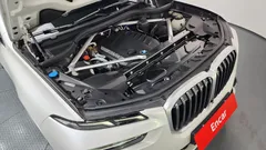 2023 BMW X7 xDrive 40d Design Pure Excellence 6-Seater, белый — фото 6