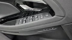 2022 Land Rover Range Rover Evoque P250 SE — фото 12