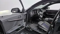 2023 BMW 1-Series 120i M Sports — фото 11