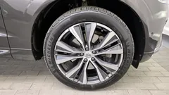2022 Volvo XC60 B6 Inscirtion — фото 5