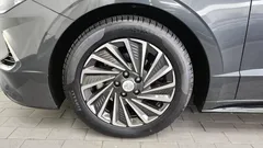 2022 Hyundai Sonata Premium Plus, серый — фото 5