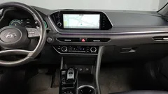 2022 Hyundai Sonata Premium Plus, серый — фото 18