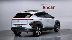 2023 Hyundai Kona Gasoline 1.6 Turbo 2WD, белый — фото 2
