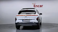 2023 Hyundai Kona Gasoline 1.6 Turbo 2WD, белый — фото 4