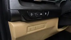 2022 Kia Carnival Diesel 9-Seater Prestige — фото 16