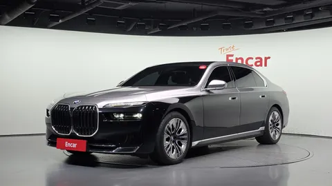 2023 BMW 7-Series 740d xDrive Design Pure Excellence