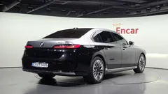 2023 BMW 7-Series 740d xDrive Design Pure Excellence — фото 2