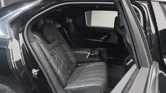 2023 BMW 7-Series 740d xDrive Design Pure Excellence — фото 12