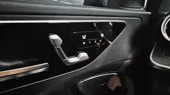 2022 Mercedes-Benz C-Class C300 AMG Line — фото 9