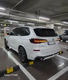 2024 BMW X5 xDrive 50e M Sport — фото 10