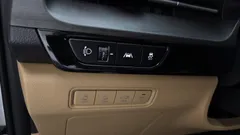2022 Kia Carnival Diesel 9-Seater Signature — фото 16