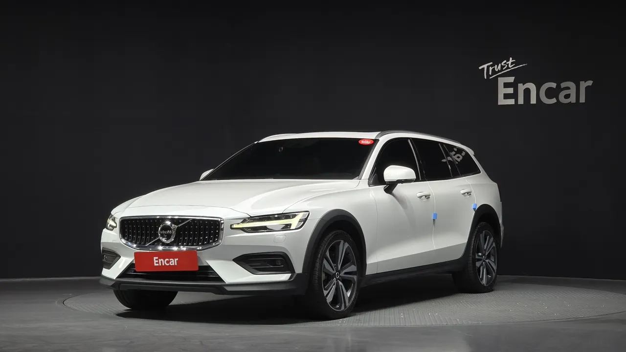 2021 Volvo V60 B5 Pro AWD