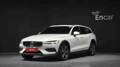 2021 Volvo V60 B5 Pro AWD