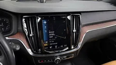 2021 Volvo V60 B5 Pro AWD, белый — фото 14