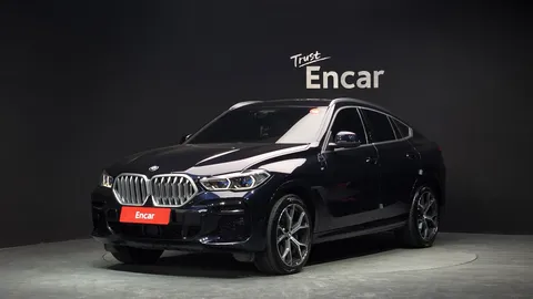 2022 BMW X6 xDrive40i M Sport