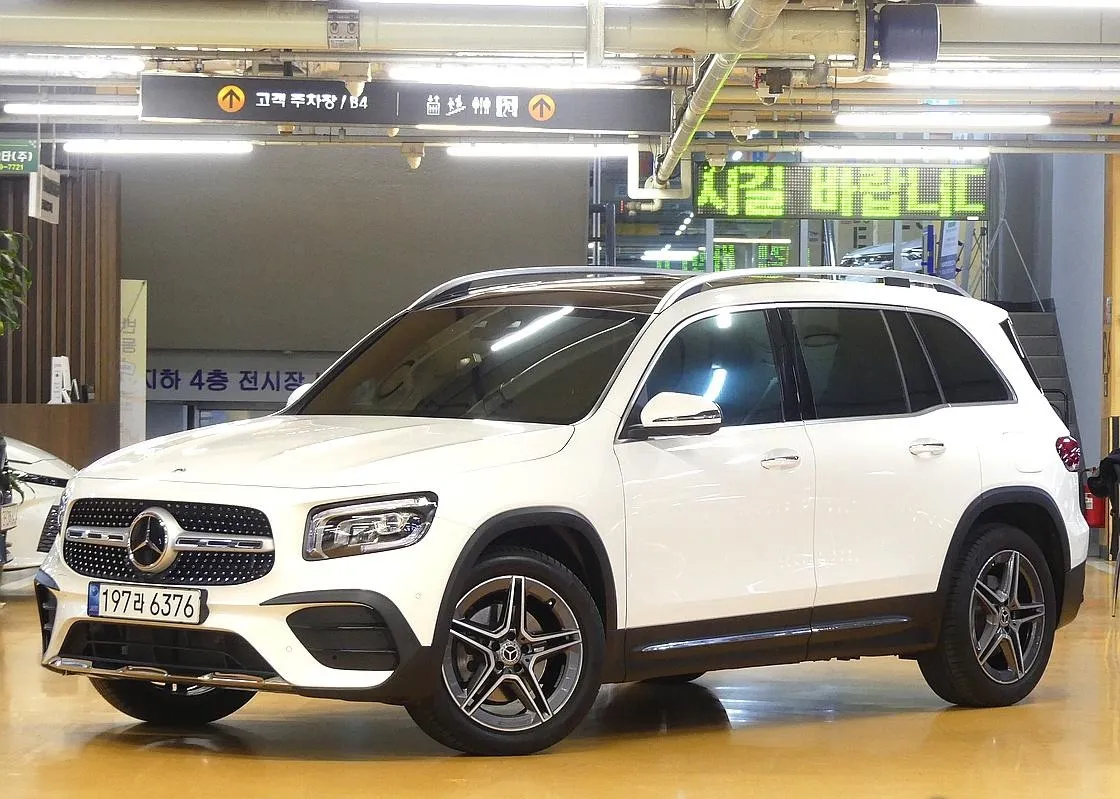 2023 Mercedes-Benz GLB-Class GLB250 4MATIC