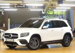 2023 Mercedes-Benz GLB-Class GLB250 4MATIC — фото 12