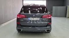 2022 BMW X5 xDrive 40i M Sport — фото 4