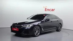 2022 BMW 5-Series 520i M Sport — фото 1