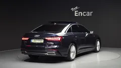 2021 Audi A6 40 TDI Quattro Premium, синий — фото 2