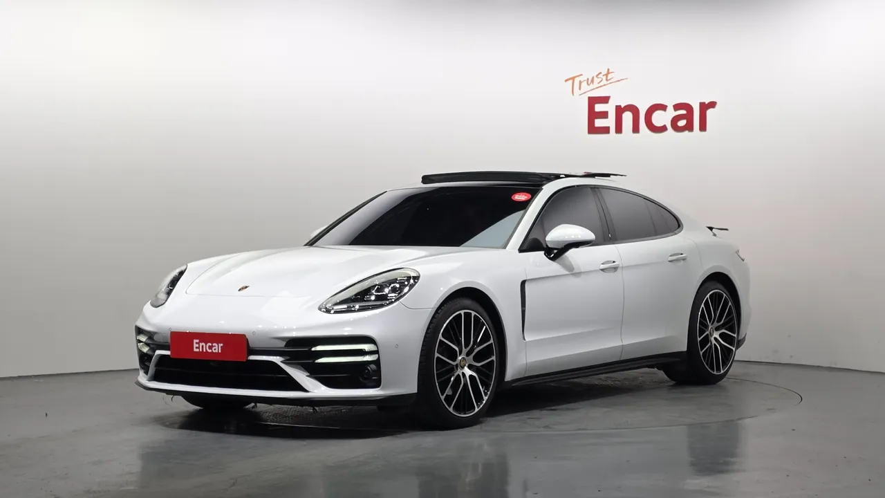 2023 Porsche Panamera 2.9 AWD Platinum Edition