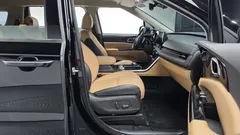 2023 Kia Carnival Diesel 9-Seater Noblesse — фото 10