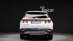 2022 Hyundai Tucson Inspiration 2WD, белый — фото 4