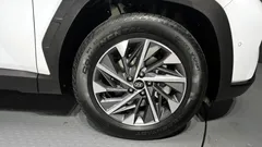 2022 Hyundai Tucson Inspiration 2WD, белый — фото 5