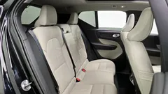 2023 Volvo XC40 B4 Ultimate Bright, чёрный — фото 12