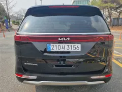 2022 Kia Carnival Diesel 9-Seater Signature — фото 5