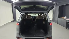 2023 Kia Carnival Diesel 7-Seater Outdoor — фото 20