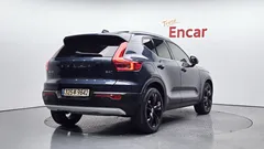 2021 Volvo XC40 B4 Inscription, синий — фото 2