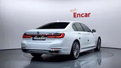 2022 BMW 7-Series 740i Design Pure Excellence — фото 2