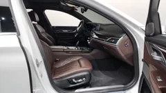 2022 BMW 7-Series 740i Design Pure Excellence — фото 11