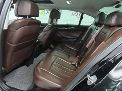 2022 BMW 5-Series 523d xDrive Luxury — фото 6