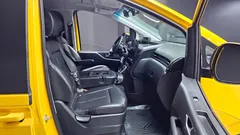 2023 Hyundai Staria L3.5  Kinder Safety Car — фото 11