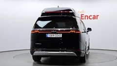 2023 Kia Carnival Diesel 7-Seater Hi-Limousine — фото 4