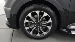 2023 Kia Carnival Diesel 7-Seater Hi-Limousine — фото 5