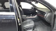 2021 Audi Q7 45 TDI Quattro Premium, чёрный — фото 11