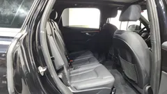 2021 Audi Q7 45 TDI Quattro Premium, чёрный — фото 12