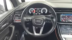 2021 Audi Q7 45 TDI Quattro Premium, чёрный — фото 13