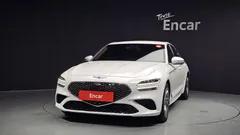 2021 Genesis G70 Gasoline 2.0T 2WD, белый — фото 3