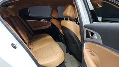 2021 Genesis G70 Gasoline 2.0T 2WD, белый — фото 11