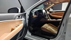 2021 Genesis G70 Gasoline 2.0T 2WD, белый — фото 12